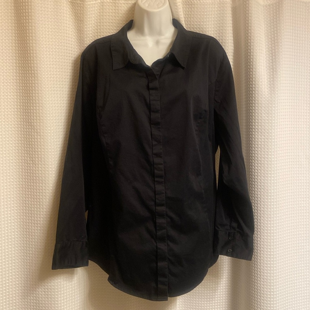 Lane Bryant black classic button front blouse size 26